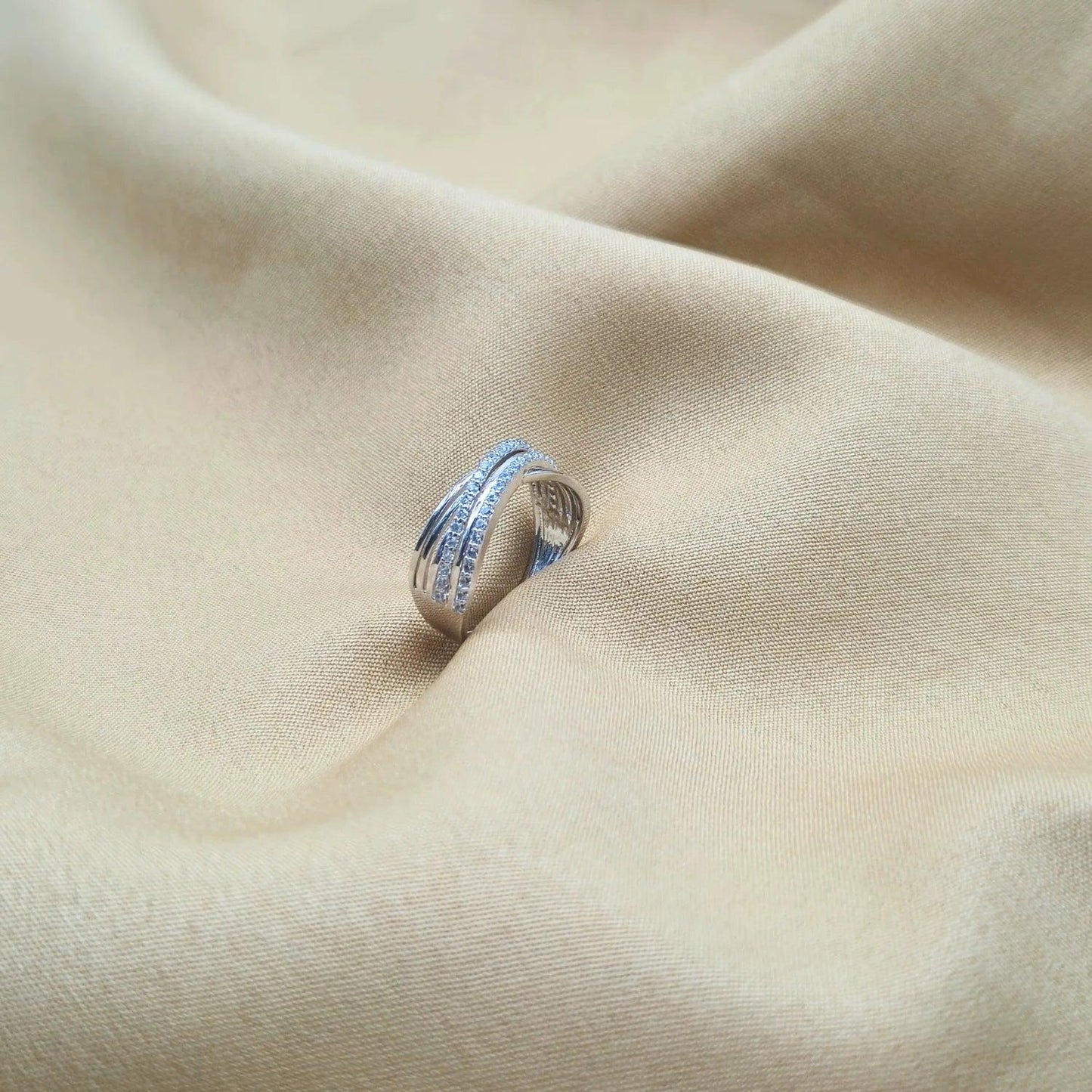 925 Silver layer lapping Ring for Women