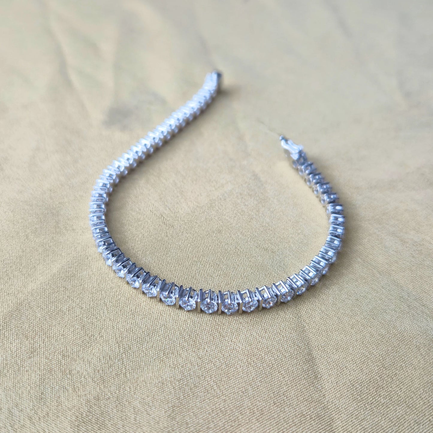 925 Silver Blended Round Tennis Bracelet