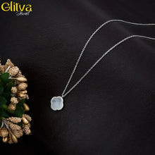 Mother of Pearl Pendant set with 925 sterling silver - glitva