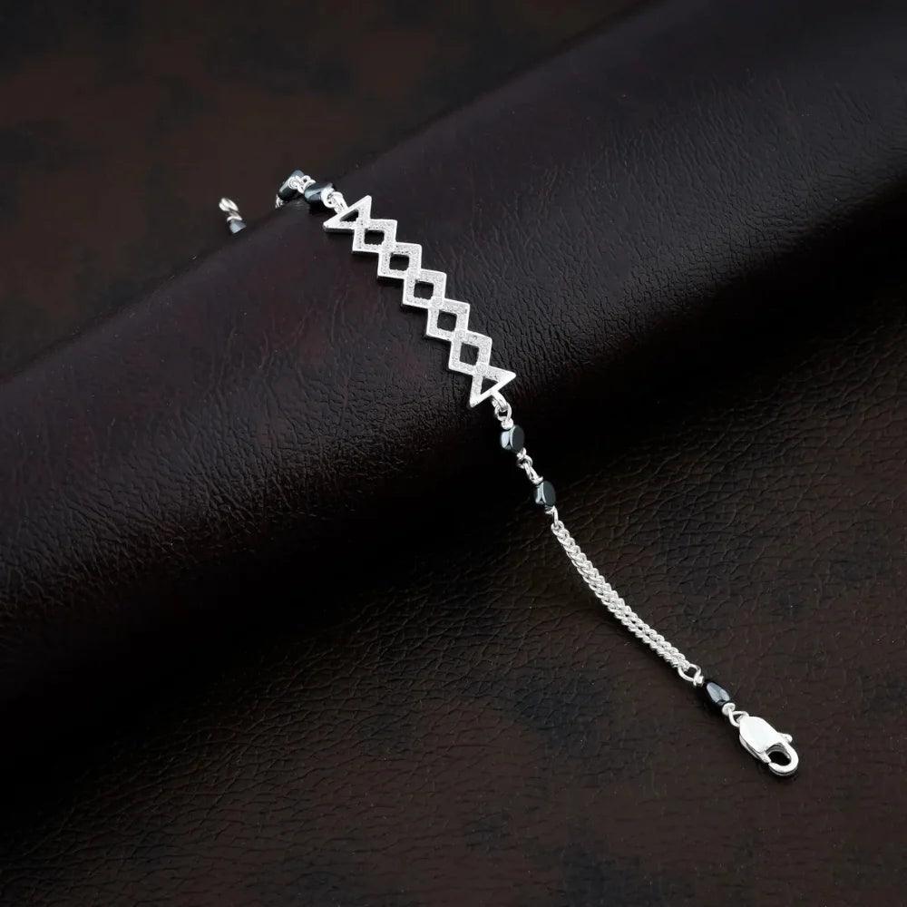 925 Silver Square Lapping Party Wear Bracelet for Women