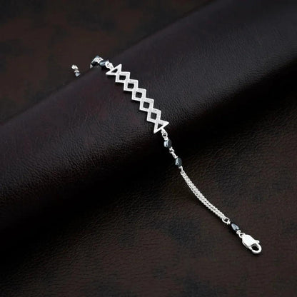 925 Silver Square Lapping Party Wear Bracelet for Women