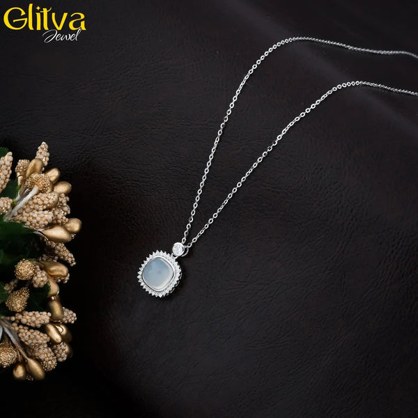 Sterling Silver Moonstone Beaded Bezel Necklace - glitva