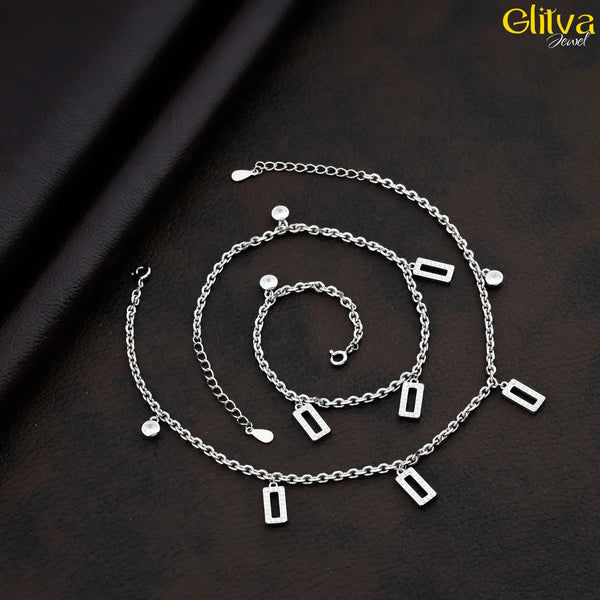 Women Chain Anklet with Long Square pendant - glitva