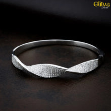 Women Silver Bracelet like Unique Bangle - glitva