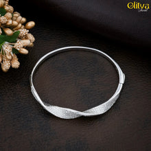 Women Silver Bracelet like Unique Bangle - glitva